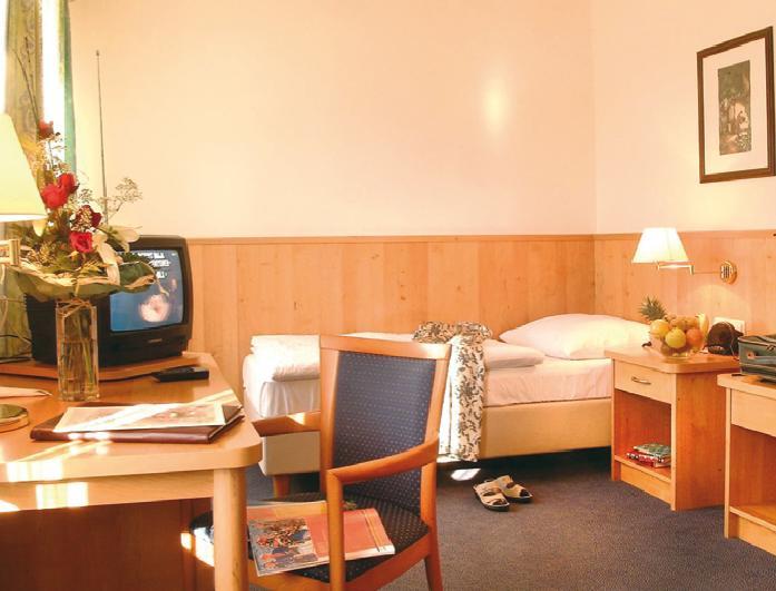 Hotel Geier Bad Schönau Esterno foto